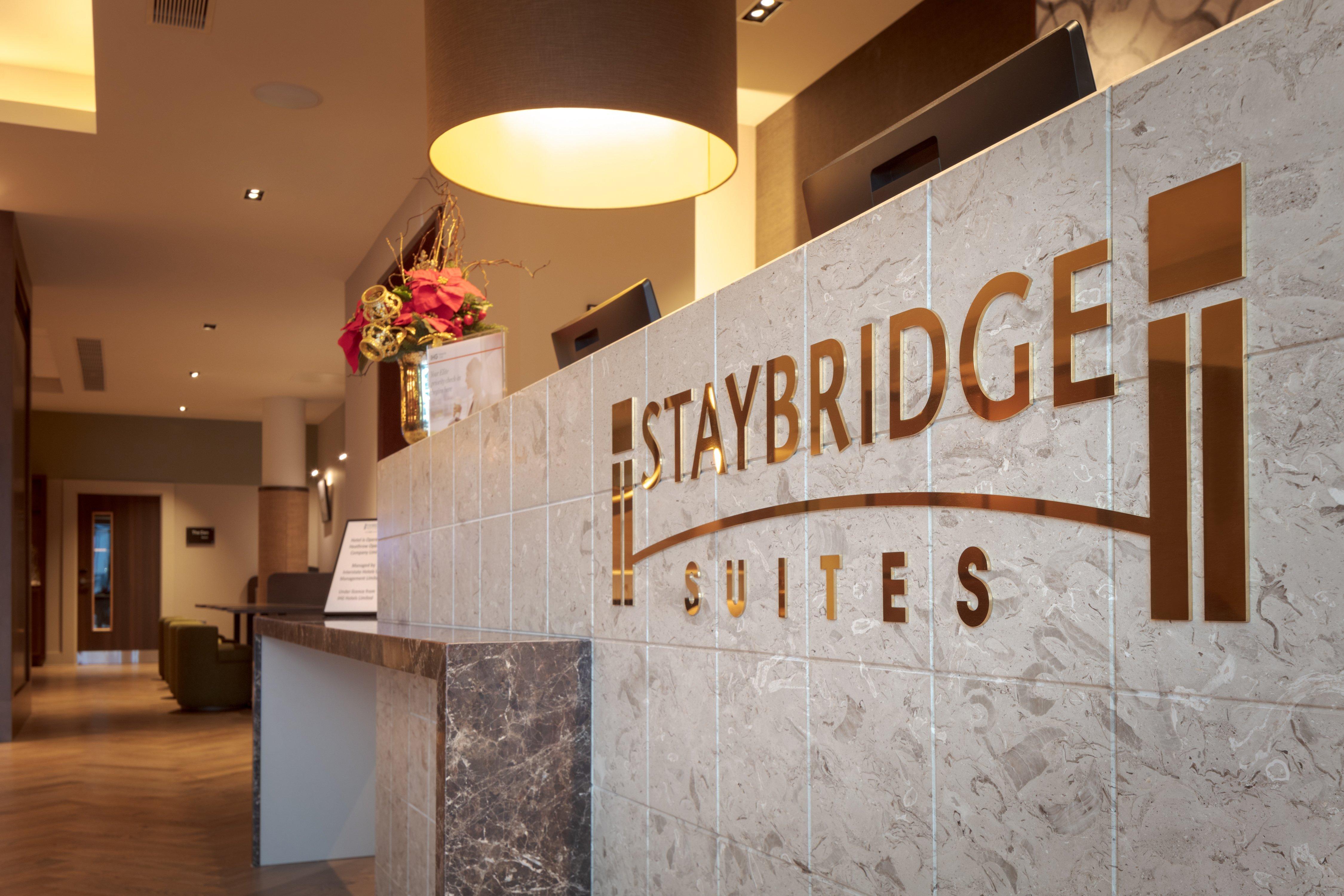 Staybridge Suites London Heathrow - Bath Road, An Ihg Aparthotel Hillingdon Eksteriør billede
